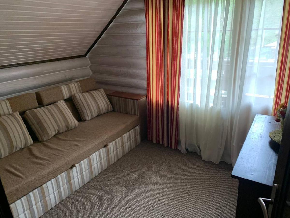 Готель Жди Ня Єво Instagram Zhdenievo Hotel Zhdenijevo Eksteriør billede